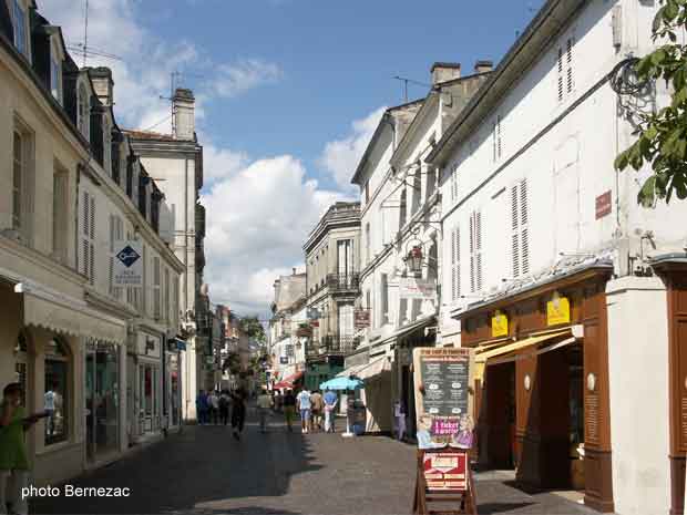 Cognac, rue d'Angoulême