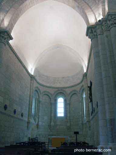 Talmont, église Sainte-Radegonde, intérieur