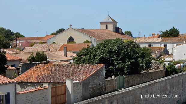 Brouage, église Saint-Pierre, vue depuis les remparts