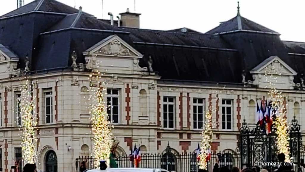 Poitiers,Le village de la Flamme Olympique