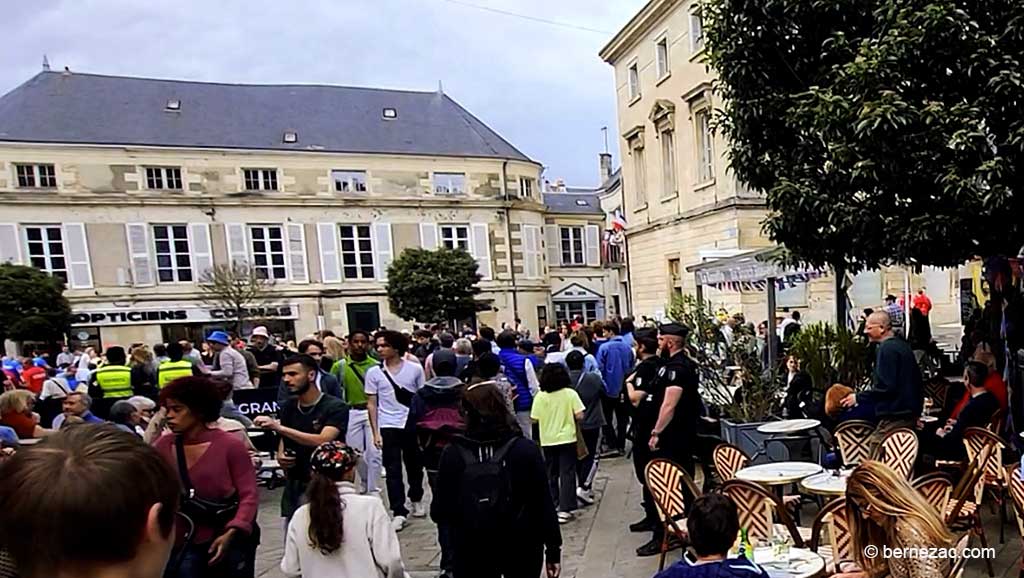 Poitiers, ambiance la Flamme Olympique