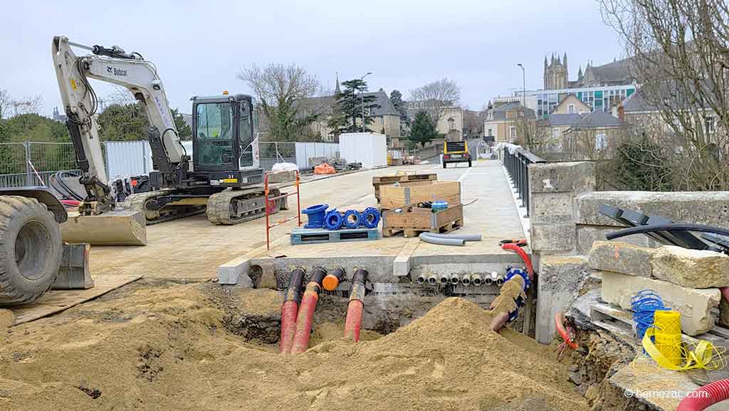 Poitiers, chantier réhabilitation du Pont-Neuf