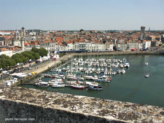 La Rochelle tour saint-nicolas, vue sur le port
