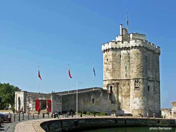 La Rochelle, tour Saint-Nicolas, côté entrée