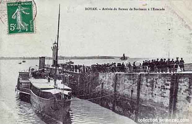 bateau Bordeaux Royan à la jetée de Royan